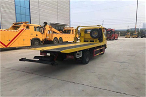 黟县非事故拖车